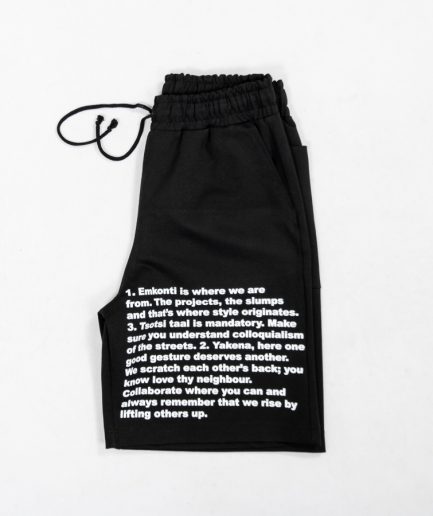 Boxy base PIECE survival guide shorts